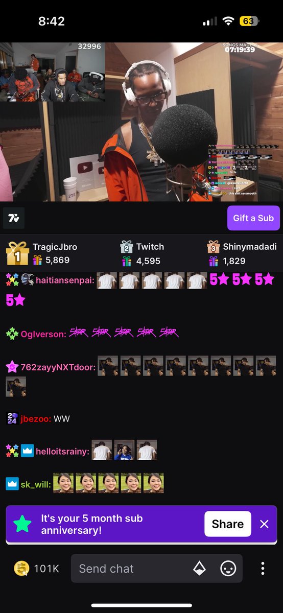 Rassoulbtw's tweet photo. Js woke up nd these niggas still going👏👏 https://t.co/DZCgRerKJF