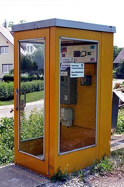 HeelAndToeKnee's tweet photo. @JulieAinswort18 Ah… a classic! 👌🤗 
Imagine that in Germany! 😂 https://t.co/KjmtmIdoaw
