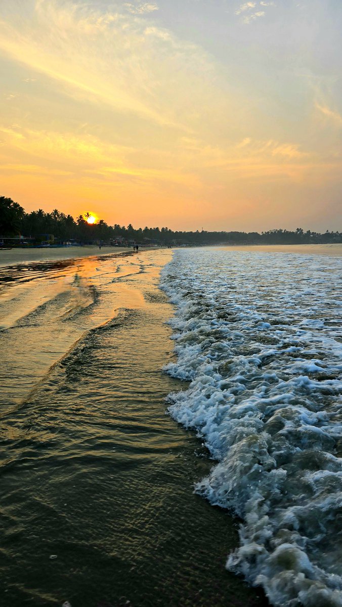 parthosarathi_b's tweet image. Rewinding to a moment worth reliving. It&apos;s #ThrowbackThursday
Let&apos;s see yours. 📸⏳