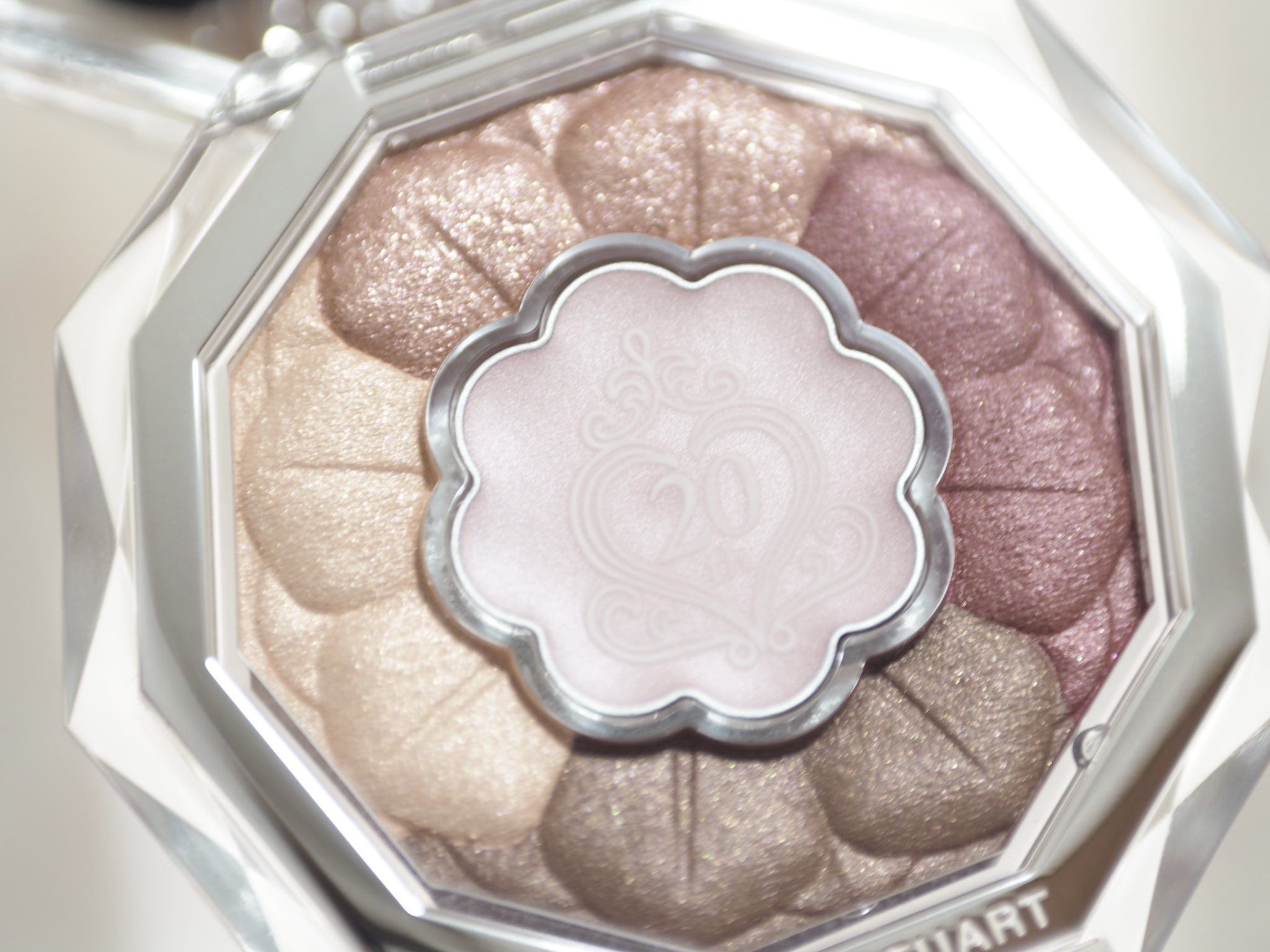 ジルスチュアート ブルームクチュールアイズ ガーランドウィズユー 30