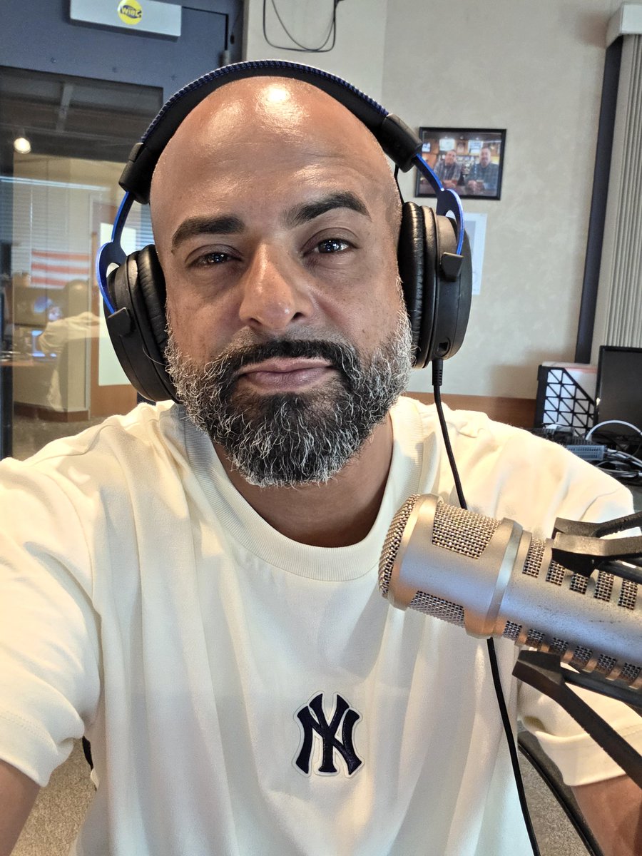 IndySpanglish (@indyspanglish) on Twitter photo Good morning!
Join Rob Kendall and I this morning on <a href="/93wibc/">93 WIBC Indianapolis</a>
Skip the coffee, we'll inject the energy directly into your veins! Good morning!
Join Rob Kendall and I this morning on <a href="/93wibc/">93 WIBC Indianapolis</a>
Skip the coffee, we'll inject the energy directly into your veins!