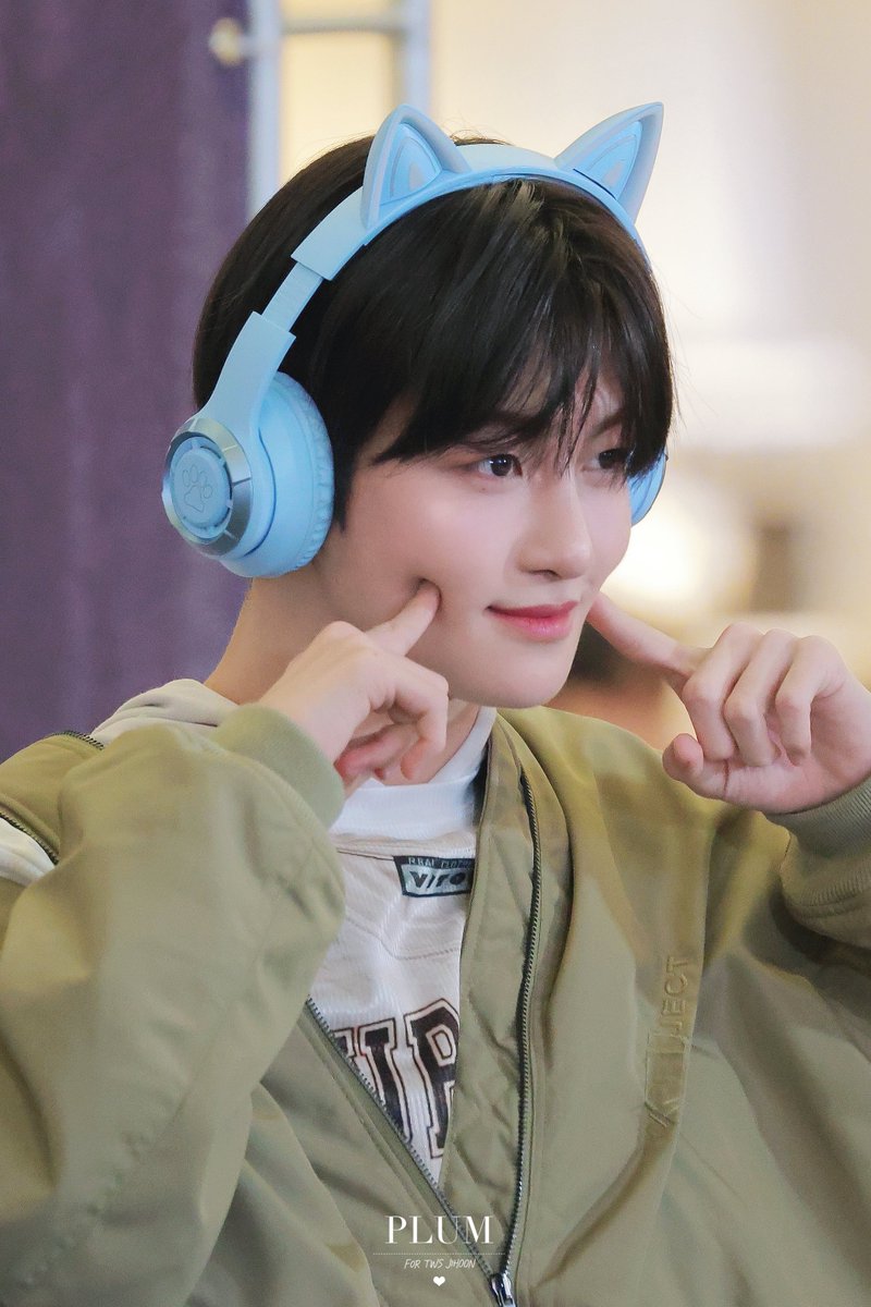 햎냥이...^т⩊т^

#TWS #투어스 #247WithUs #トゥアス 
#JIHOON #지훈 #한지훈 #ジフン