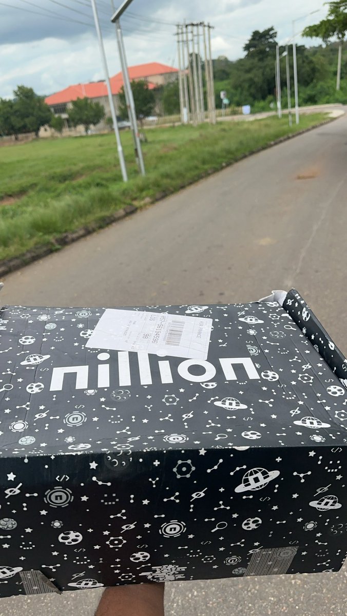 Got my Nillion Loot Box! 💙
Thanks <a href="/nillionnetwork/">Nillion</a> <a href="/_offmylawn/">offmylawn ⚔️</a> 
Gnillion!