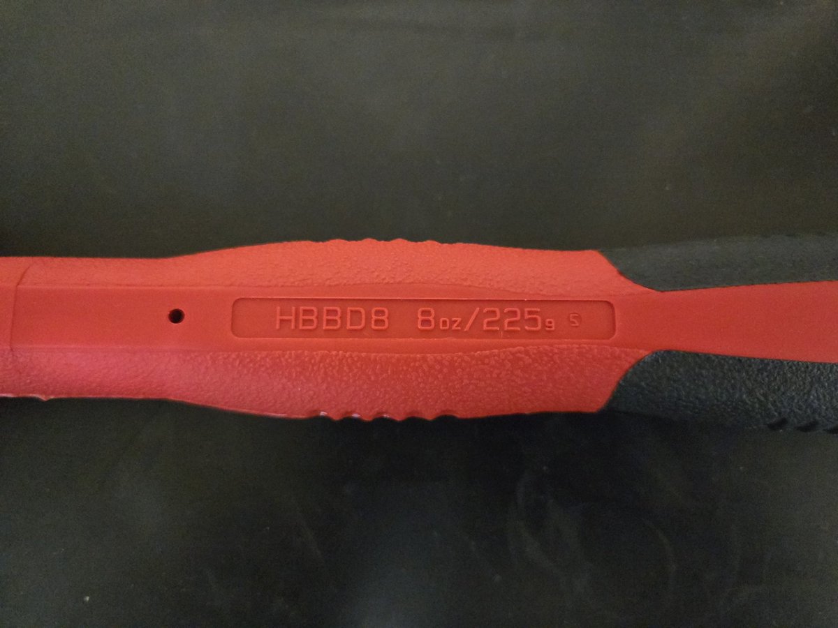 新しいスナップオンの8オンス・ボールピンハンマーが届いた😆