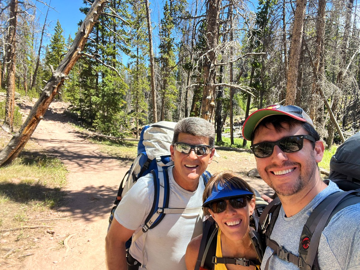 JaredAhrendsen's tweet photo. Last week I climbed Kings Peak in Utah with some amazing friends and family. I’m particularly thankful to have shared this experience with my parents. #NotPathology #Wellness https://t.co/NcGwm5lTfW