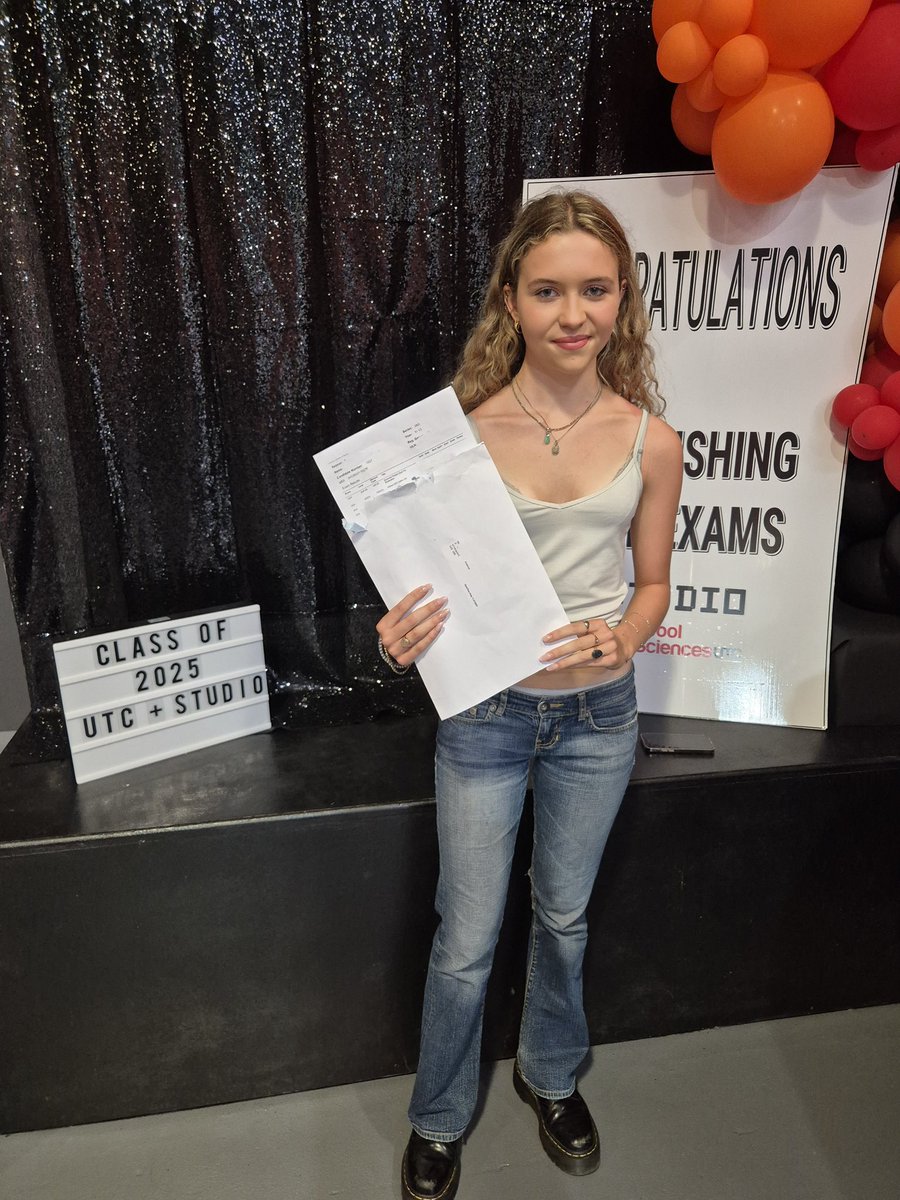 The Studio Liverpool (@lpoolstudio) on Twitter photo "They gave me a lot of support through my GCSEs & Sixth Form. My History teacher, Laura and Lauren all helped me so much," says Rosa, heading to @edinburghuniversity to study Global Law. Congratulations! 🥳 🎉
@LivEchoNews <a href="/EducateMag/">Educate Magazine</a>
#alevelresults #alevels2025 #NSTAlumni "They gave me a lot of support through my GCSEs & Sixth Form. My History teacher, Laura and Lauren all helped me so much," says Rosa, heading to @edinburghuniversity to study Global Law. Congratulations! 🥳 🎉
@LivEchoNews <a href="/EducateMag/">Educate Magazine</a>
#alevelresults #alevels2025 #NSTAlumni
