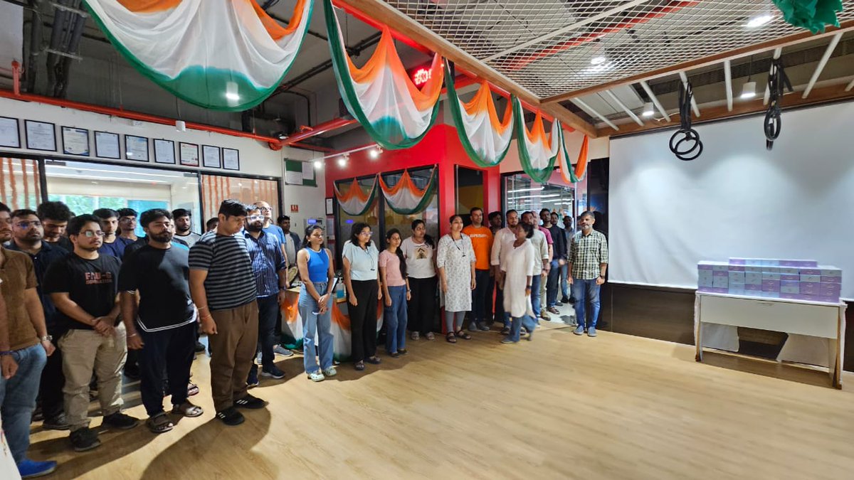 GOQii's tweet photo. Earlier today, we came together to sing the national anthem, share healthy treats and admire the beautiful tricolour decor β lovingly handcrafted by our talented housekeeping team. ππ€π§‘
Hereβs to health, unity and the spirit of freedom!
#IndependenceDay #BeTheForce https://t.co/dStUPg9Uxj