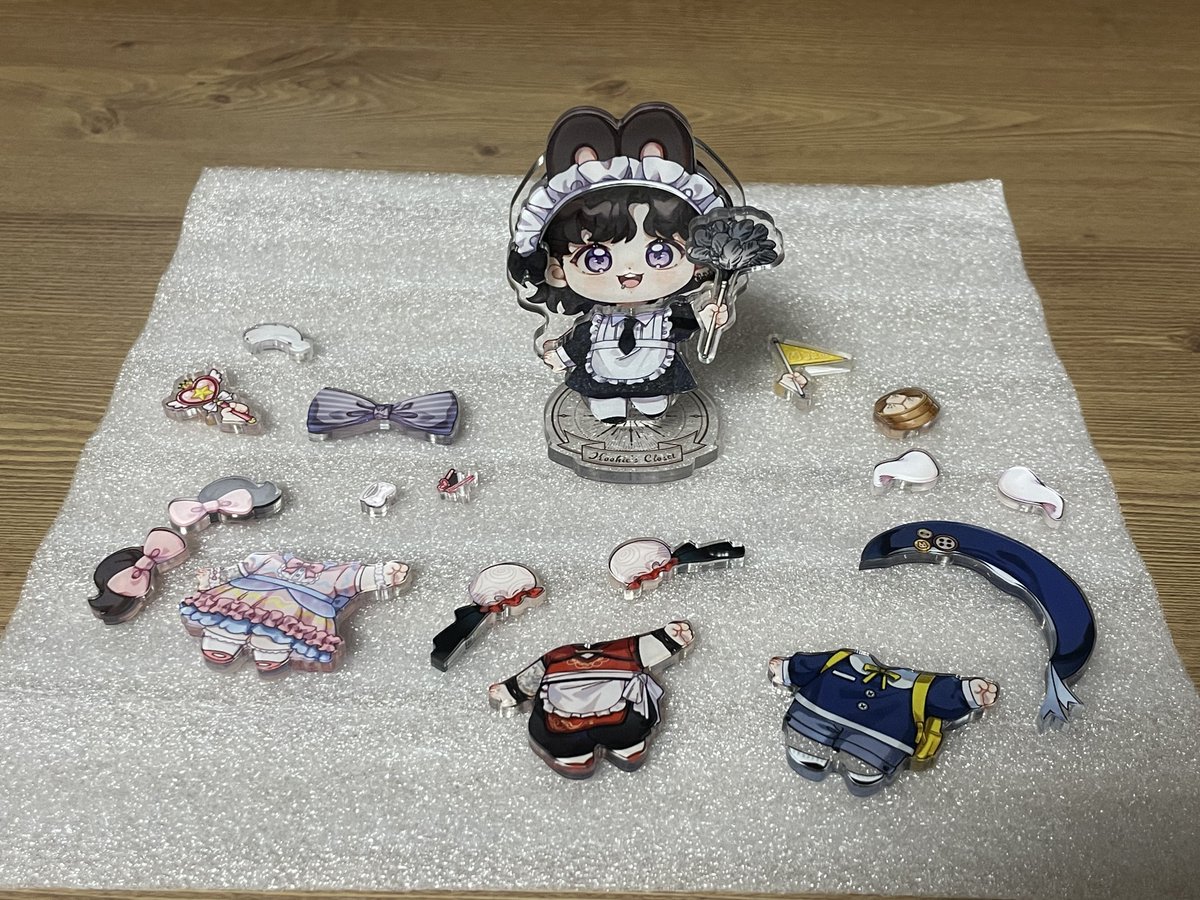 너무너무 귀여워요😆💕
귀엽고 이쁘고~
옷입히는 재미도 있어요👍🏻