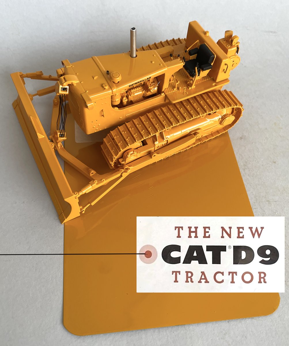 MiniMoversNL's tweet photo. @MiniMoversNL @CaterpillarInc #Upcoming #announcements #heritcomes #thenew #custom #LimitedEdition #d9d #tractor #dozer #goldenoldie
https://t.co/nilBMiezxw https://t.co/gdrXKfIxhp