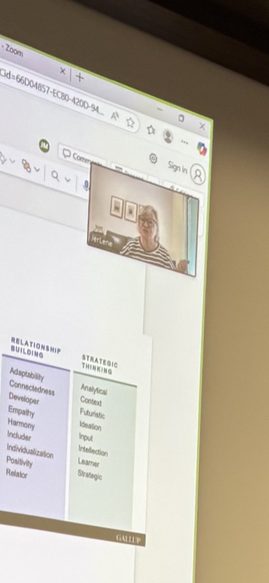 redbrickhill's tweet photo. 💪 We teamed up with @OHSAA to host a Leading with Your Strengths session for coaches in our OH Strengths Collaborative. Using CliftonStrengths, coaches unlocked the power of their unique talents, fueling stronger leadership &amp; even stronger teams. #OHSAA #StrongNotWrong https://t.co/wilvsqtMb0