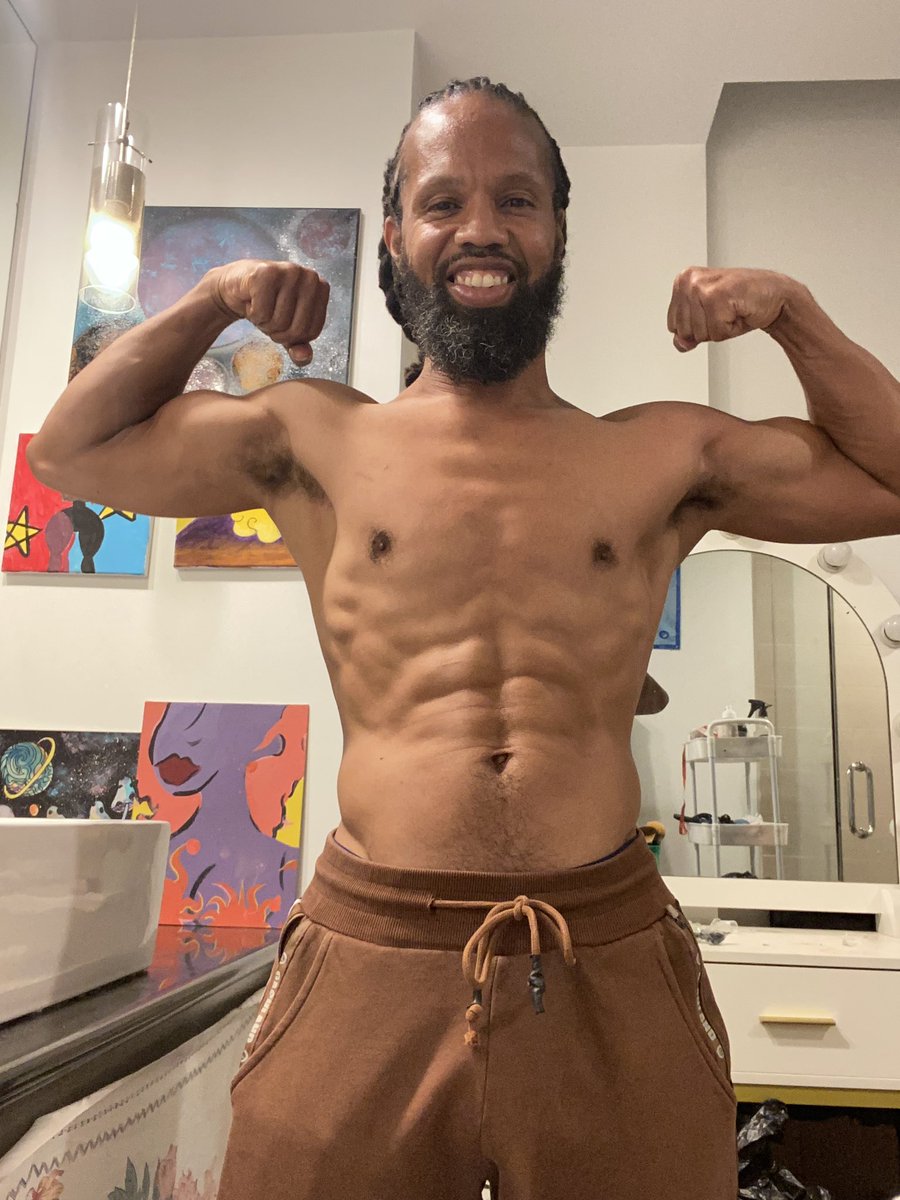 Mullyman's tweet photo. Happy 5Oth Tew Me! The Gratitude For This Journey and Milestone is Eminent Beyond Comparison! 🤟🏽👑🦁♌️💪🏽 https://t.co/dScFvNmiBZ