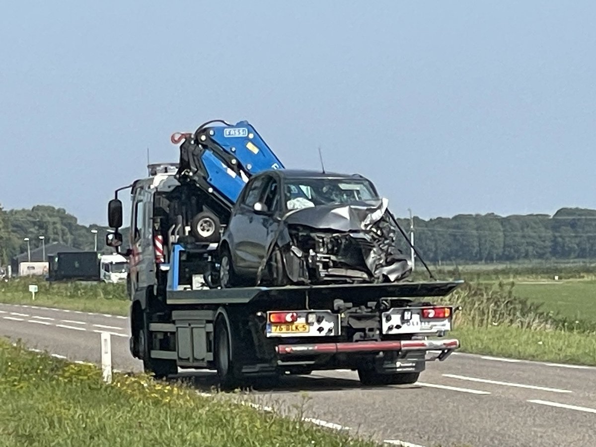 Eergisteren avond Ernstige ongeval N217 S-gravendeel VOA Deet Onderzoek Beeldmaker Rik Bos zhz-Fotografie
