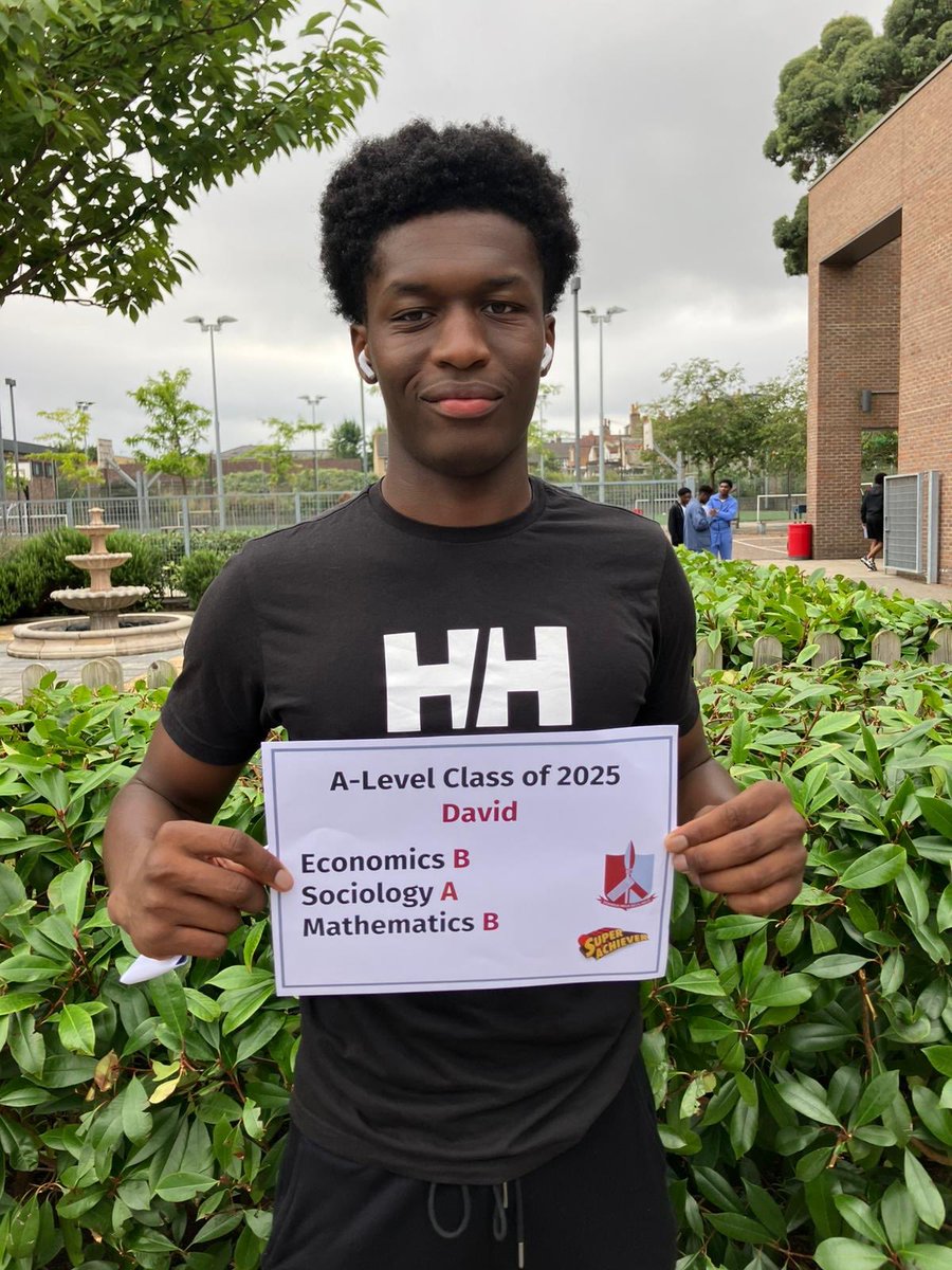STAC (@stac6thform) on Twitter photo Well Done David! Off to <a href="/UniofNottingham/">Uni of Nottingham #WeAreUoN</a> to study Finance, Accounting and Management.
#ALevelResultsDay
#Classof2025 Well Done David! Off to <a href="/UniofNottingham/">Uni of Nottingham #WeAreUoN</a> to study Finance, Accounting and Management.
#ALevelResultsDay
#Classof2025