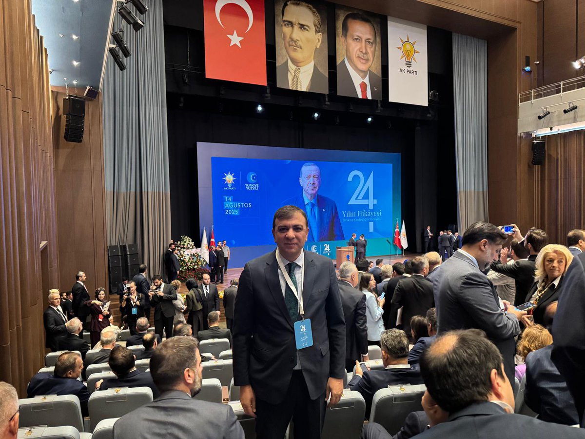 avmuratcicek's tweet photo. AK Parti’mizin 24. Kuruluş Yıl Dönümü programına iştirak edip, Cumhurbaşkanımız ve Genel Başkanımız Sayın @RTErdogan ’ın hitaplarını dinledik.
Milletimize hizmet yolculuğunda, 24. Doğum günün kutlu olsun @Akparti

#24YılınHikayesi https://t.co/9e4LfnhAXC
