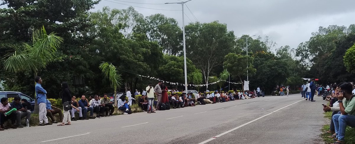 <a href="/HydUniv/">Univ of Hyderabad</a> Suggestion - Why don't we have an online counseling/ verification process which most of the premium universities do! It wud be far better,savs time &amp; not to mention rain made it hell for parents &amp; students on 13th Aug, not to mention the out of station ppl!
<a href="/ugc_india/">UGC INDIA</a>