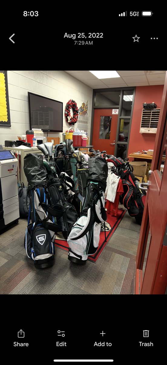 JenYBFanDickson's tweet photo. Welcome to fall sports season in the athletic office. Not as bad this year 😉 #fore https://t.co/erK9eqMI31
