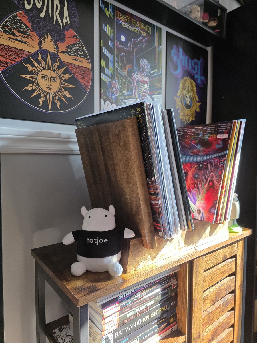 My background for video calls just got a little more animated with some swag from #MozCon.....