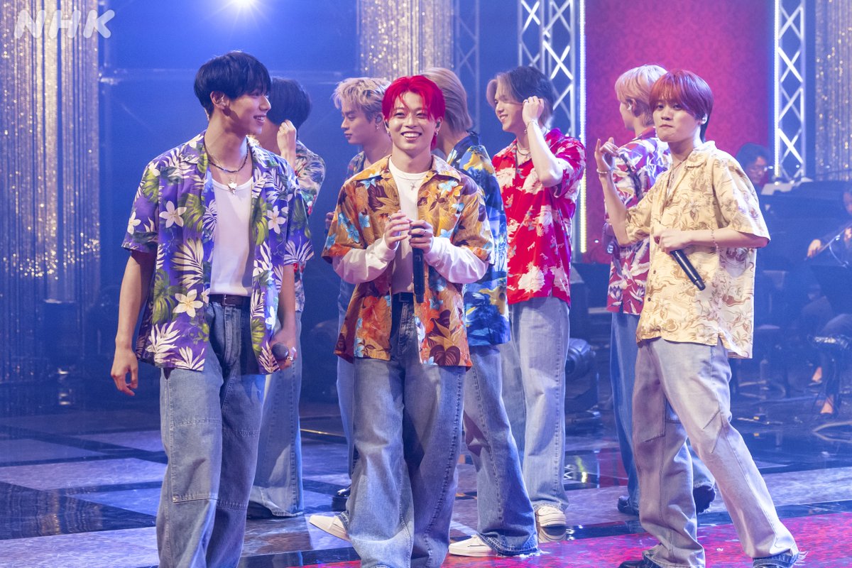 nhk_covers's tweet photo. [NHK総合📺放送中]
#カバーズ
ディズニー&amp;ミュージカルSP

🔔Next≫
#MAZZEL
♪アロハ・エ・コモ・マイ🌺
maka maka!!🤙

スティッチが何人か居ますねぇ...🧐

#リリー・フランキー
#上白石萌歌
#堂本光一
#井上芳雄
#郷ひろみ
#斉藤由貴
#城田優
#田村芽実
#スカパラ
#CENT
#トータス松本
#平原綾香 https://t.co/jhz8YFQKs7