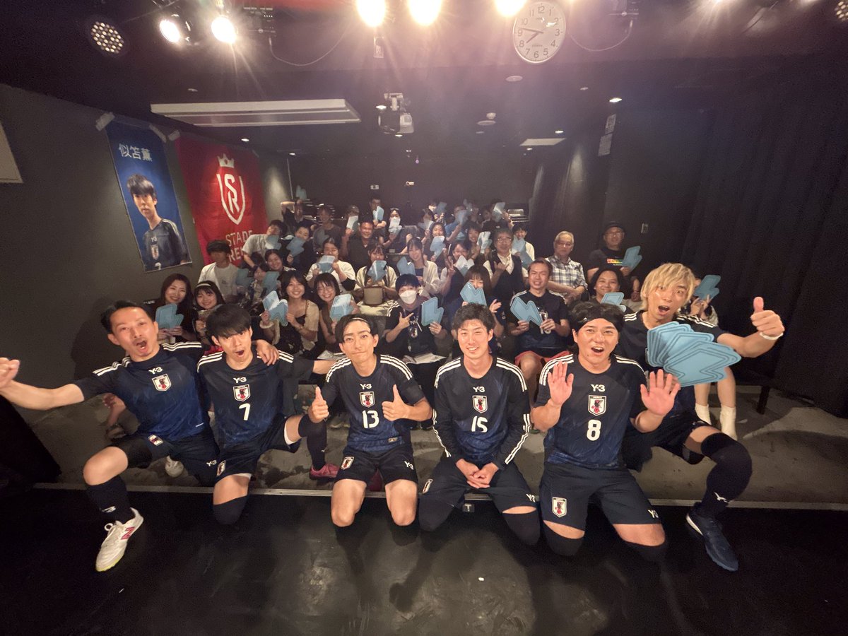 🔹MONOMANEBLUE🔹
ものまねブルー第2回単独ライブ
『2度目の正直』〜V-1から世界へ〜
#最高の笑いの景色を2026

💐2部も最高の景色💐

ご来場の皆様のお陰で無事勝ち点3！
本当にありがとうございました🐥✨

サポーターの皆様、ものまねブルーをこれからも宜しくお願いいたします🐥‼️