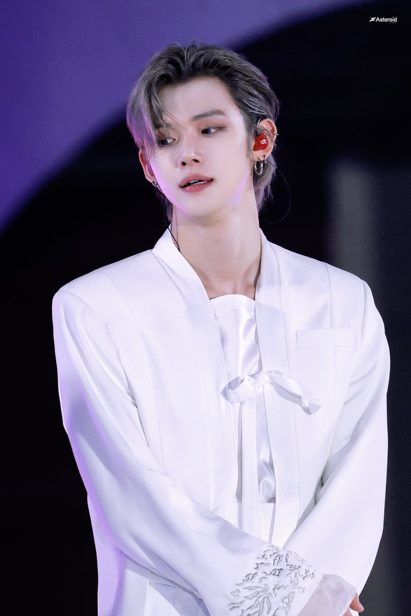 Asteroid_YJ's tweet photo. 250814 🦊

#TXT #TOMORROW_X_TOGETHER      
#연준 #YEONJUN https://t.co/X5V5nr9NC8