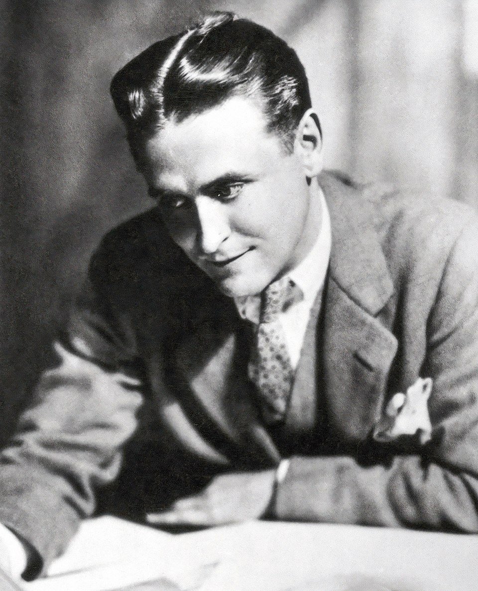 HemingwayNow's tweet photo. “His talent was as natural as the pattern made by the dust on a butterfly’s wings.”
– F. Scott Fitzgerald
#ErnestHemingway #FScottFitzgerald #LiteraryLegends #HemingwayQuotes #WritersLife #ClassicLiterature #Bookstagram #AuthorQuotes #TheSunAlsoRises #thegreatgatsby https://t.co/OSmhiFooMS