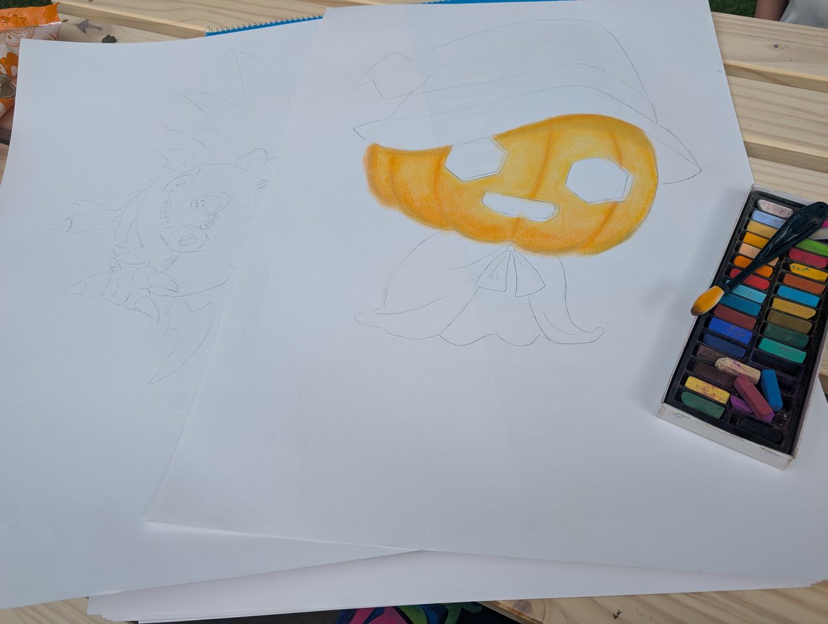 Some drawing in the garden. Hoping these will end up in the window of my local card game shop for Halloween like my Ghastly, Haunter and Mimikyu did. ☺️
#yugioh #digimon #tcg