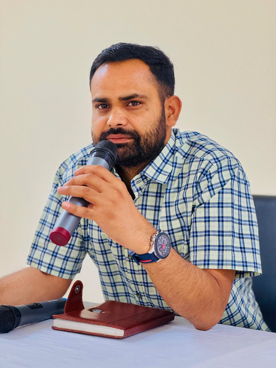 बड़े भाईसाहब <a href="/DrDeenDayal_/">Dr. Deen Dayal Saini</a> जी को जन्मदिन की हार्दिक शुभकामनाएं