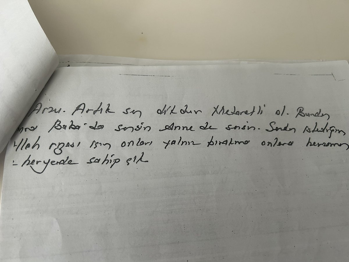 Bu da ölümünden CHP'li belediye yönetimini suçlayarak kendisini yangın merdivenine asan, intihar eden Beylikdüzü Belediye veznedarı Yaşar Uçar'ın 11 sayfalık İNTİHAR MEKTUBU..!

zavallı İmamoğlu'na;
📍Nedir LAN bu REZİLLİK, nedir LAN bu VİCDANSIZLIK diye sormuş muydun?