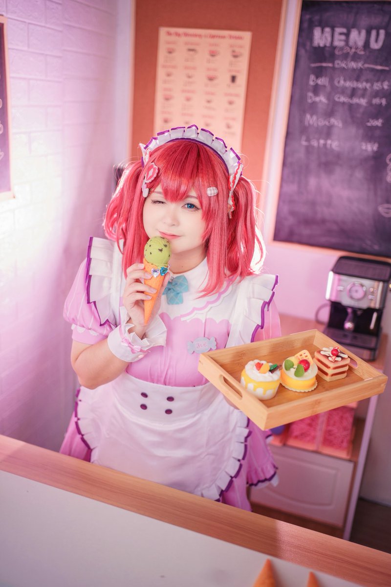 Dolphin_coser's tweet photo. 『ねぇ？ ねぇ？ ねぇ？ 気づいて “My darling”
届け 大好き 💗💖』

和露比一起在甜点屋过绿色情人节吧 💞

📷： @ razrig_photos (ig)

#cosplay #AiScReam #rubykurosawa #kurosawarubycosplay #rubykurosawacosplay #コスプレ #愛スクリーム #黒澤ルビィ #黒澤ルビィコスプレ #メイド https://t.co/g5HCSNVHYs