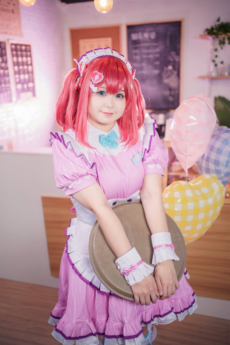 Dolphin_coser's tweet photo. 『ねぇ？ ねぇ？ ねぇ？ 気づいて “My darling”
届け 大好き 💗💖』

和露比一起在甜点屋过绿色情人节吧 💞

📷： @ razrig_photos (ig)

#cosplay #AiScReam #rubykurosawa #kurosawarubycosplay #rubykurosawacosplay #コスプレ #愛スクリーム #黒澤ルビィ #黒澤ルビィコスプレ #メイド https://t.co/g5HCSNVHYs
