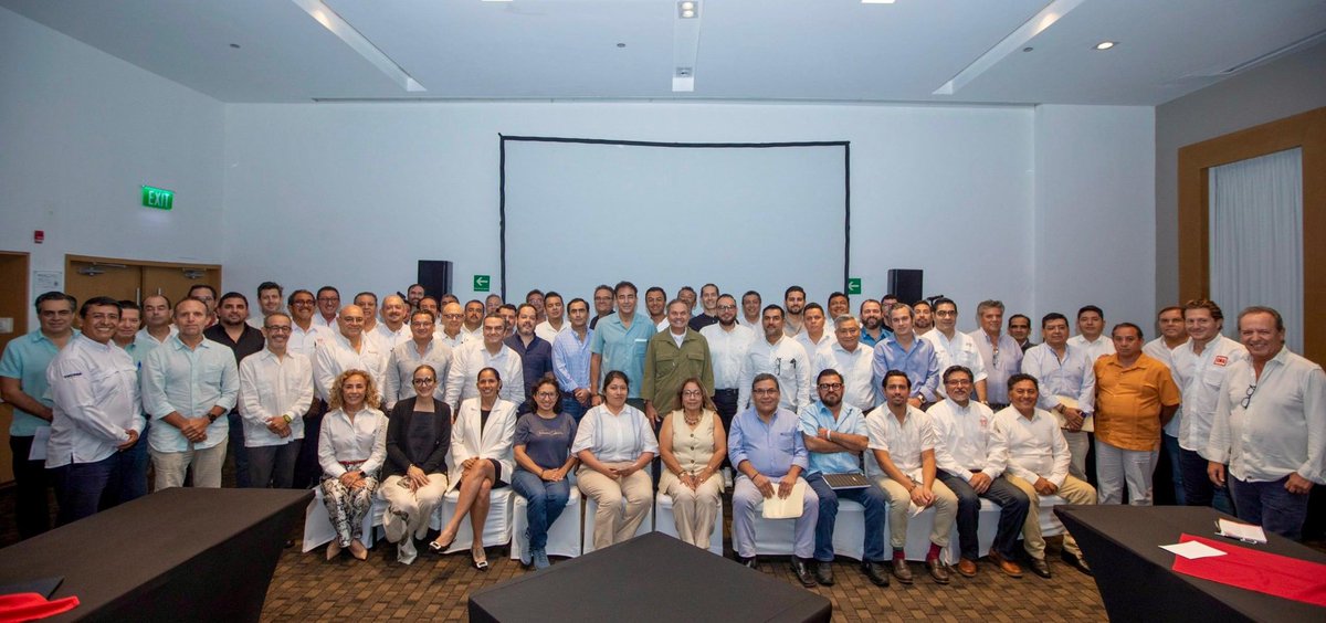 Octavio Romero (@octavioromero_o) on Twitter photo En gira de trabajo por Cancún, Quintana Roo, realizamos la segunda reunión de seguimiento en la región Sureste del programa #ViviendaParaElBienestar, impulsado por la Presidenta <a href="/Claudiashein/">Claudia Sheinbaum Pardo</a>, donde revisamos los avances de 13 proyectos que generarán 12 mil 081 empleos, a través En gira de trabajo por Cancún, Quintana Roo, realizamos la segunda reunión de seguimiento en la región Sureste del programa #ViviendaParaElBienestar, impulsado por la Presidenta <a href="/Claudiashein/">Claudia Sheinbaum Pardo</a>, donde revisamos los avances de 13 proyectos que generarán 12 mil 081 empleos, a través