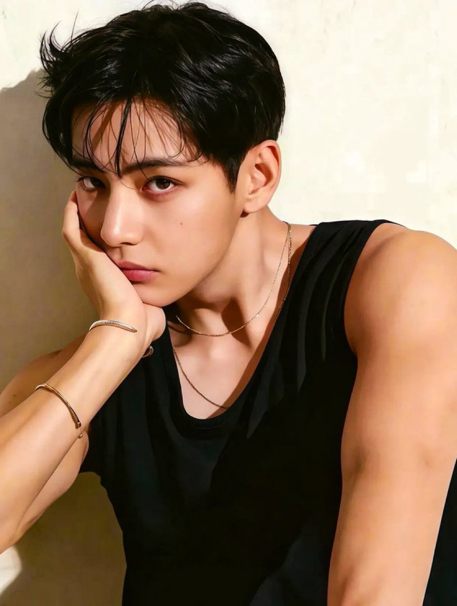 post military Taehyung though!!!!
