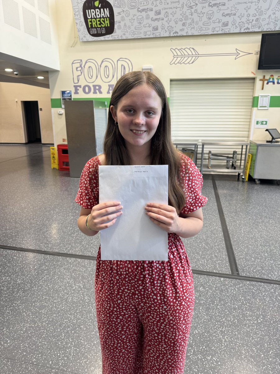 AAA for Caitlin, off to <a href="/sheffielduni/">The University of Sheffield</a> to study History. Well done from everyone <a href="/EppingStJohns/">ESJ</a> 👏🏼