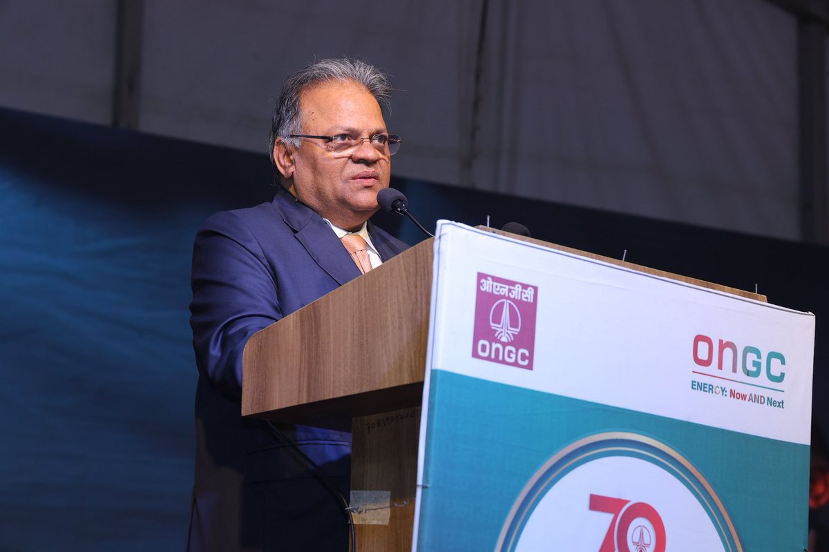 ONGC_'s tweet photo. “What we do today will decide our tomorrow, and what we did yesterday is shaping our present.”

On #ONGC’s 70th Foundation Day ‘At Home’ celebrations, @ChairmanONGC @singharunongc stood before a hall filled with the heartbeat of ONGC, the #ForeverONGCians. With gratitude in his voice, he honoured those who built the foundation of our energy journey and continue to inspire the generations that follow.

He reflected on Mumbai High, our steadfast breadwinner, and the need to seek “something big” in an era where deep-water exploration is costly and challenges are steeper. Yet, his message was clear: with resilience, innovation, and unity, ONGC will continue to power India’s energy security.

From forging global collaborations like with bp for Mumbai High, to launching the Urja Utkarsh Kaksh Digital War Room with real-time asset monitoring, to scaling renewables to 2.5 GW in a single year on the path to 10 GW by 2030, ONGC is writing a bold new chapter.

Through Unnati Shikhar, we are preparing tomorrow’s leaders; through innovation in LNG, shipping, and trading, we’re shaping a future of #EnergyNowAndNext.

To our past, present, and future ONGCians: you are the energy that fuels our journey.

#ONGC70 #YouAreEnergy #EnergyNowAndNext
