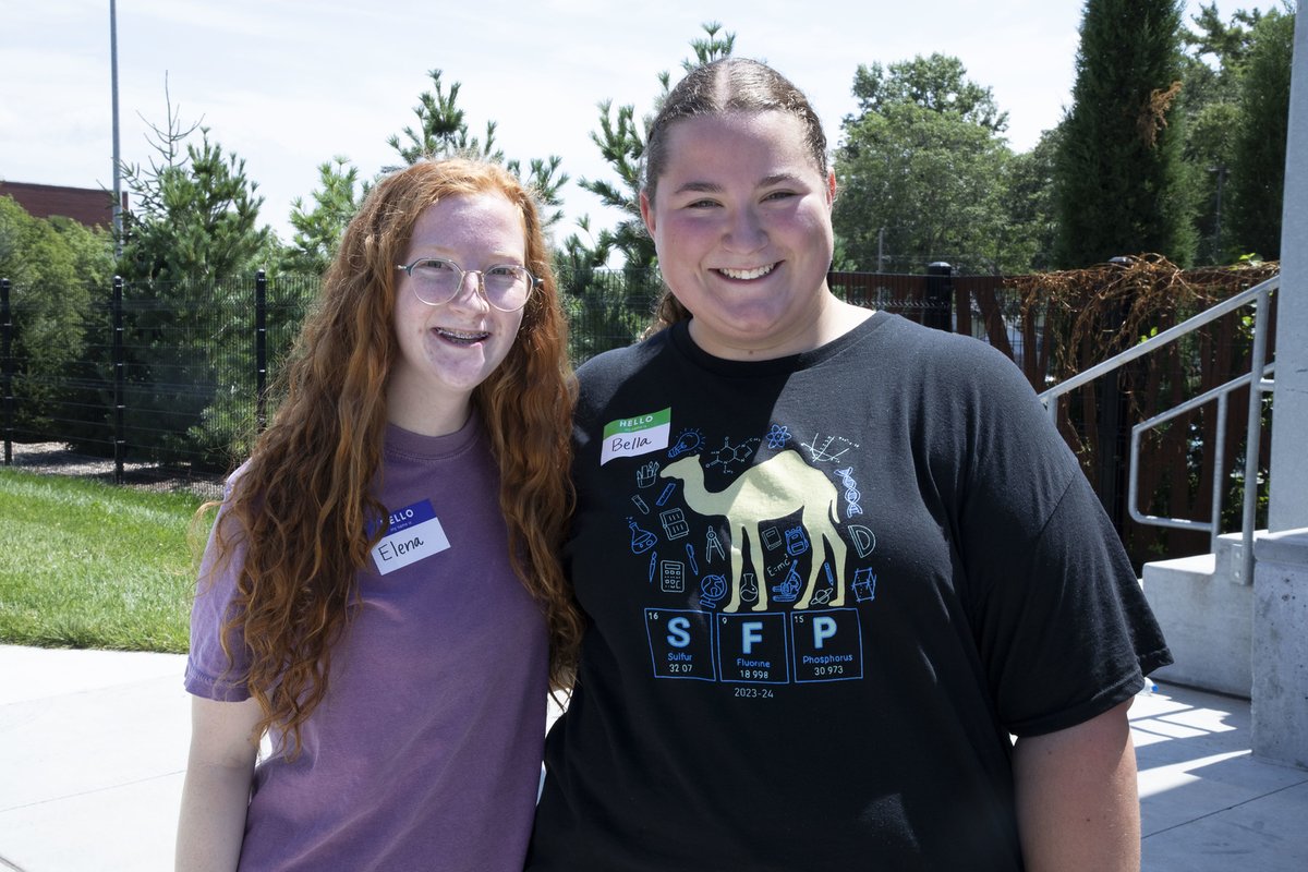 LPSScienceFocus's tweet image. We've been having a great time building our community at the Science Focus Program!  Our students love to adventure, collaborate, support each other, and own their learning!  Here are a few pictures of SFP students from the first two days.  #FirstWeekLPS