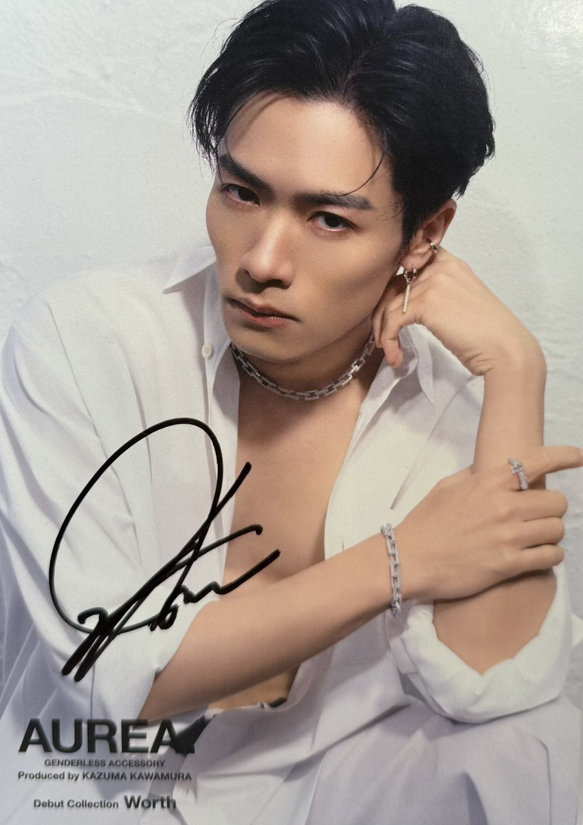 RMPG_SNCR_KK17's tweet image. AUREA.のPOPUP行ってきた😆🐺✨
モディの階段降りた瞬間に飛び込んできた「AUREA.」のPOPUP🥹ちょっと感動して泣きそうになった😌壱馬さんの残り香は無かったけど、どこ見ても壱馬さんで
スタライで書いてたサインもあって✍️幸せな空間でした☺️🐺💕

 #川村壱馬
 #AUREA.
 #渋谷