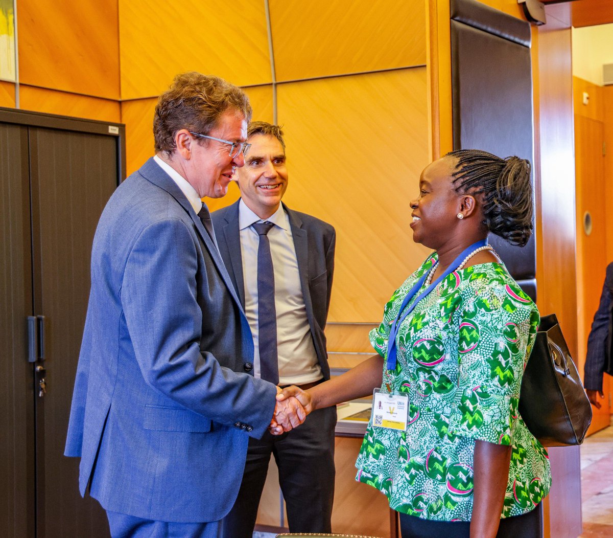 DeboraBarasa's tweet image. On the sidelines of #INC52, I met with 🇨🇭 H.E. Albert Rösti, Swiss Head of the Federal Dept. of Environment, Transport, Energy &amp;amp; Communications.

We discussed Kenya–Switzerland relations, ongoing treaty talks to #EndPlasticPollution, and our shared ambition to host the INC