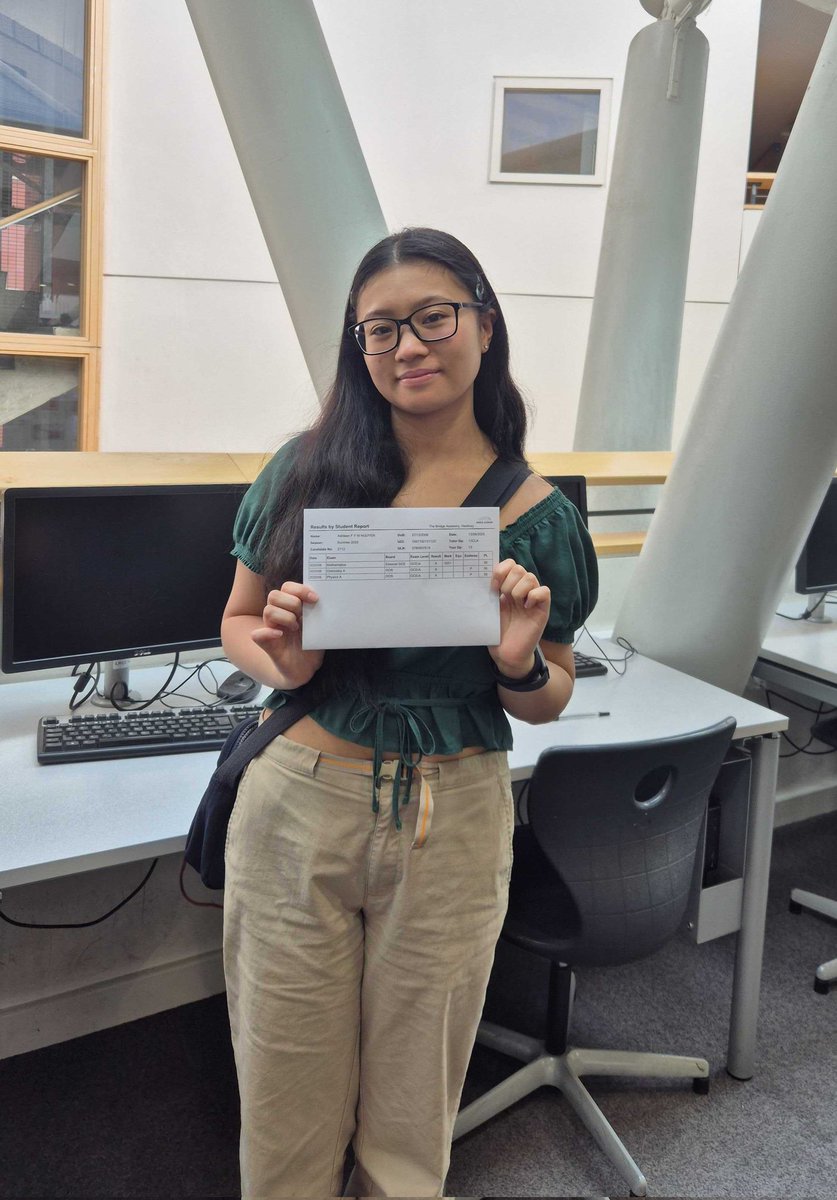 Bridge Academy, Hackney (@bridgeacademye2) on Twitter photo A huge congratulations to Ashleen, who achieved AAA and is off to study Astrophysics at @UCL. A huge congratulations to Ashleen, who achieved AAA and is off to study Astrophysics at @UCL.