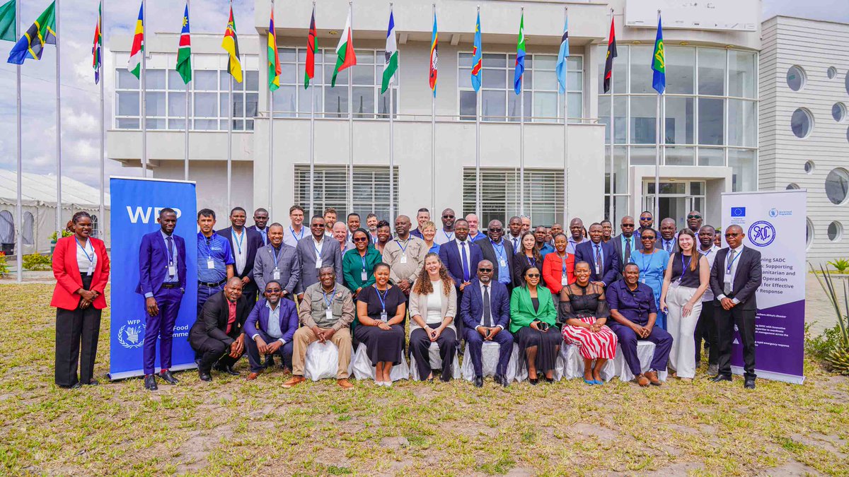 WFP_Malawi's tweet photo. 🌍 In Southern Africa, innovation is paving the way for faster, smarter disaster response.

Thanks to the European Union @eu_echo, @WFP &amp; @SADC_News are working to ensure communities are prepared. So that next time disaster strikes, we won’t be caught off guard - We’ll be ready. https://t.co/f7zBg0dZNg