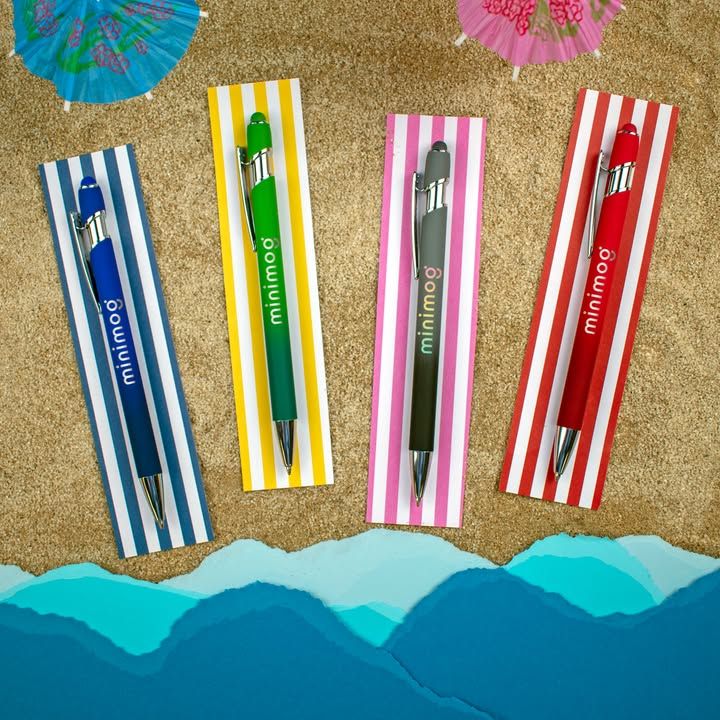 ZebraMarketing's tweet image. We have everything you want for a successful event or giveaway. We&apos;ve got your branded product needs covered! amp.fyi/-/d87vHWxb #coolers #brandedmerch #spatulas #sunglasses