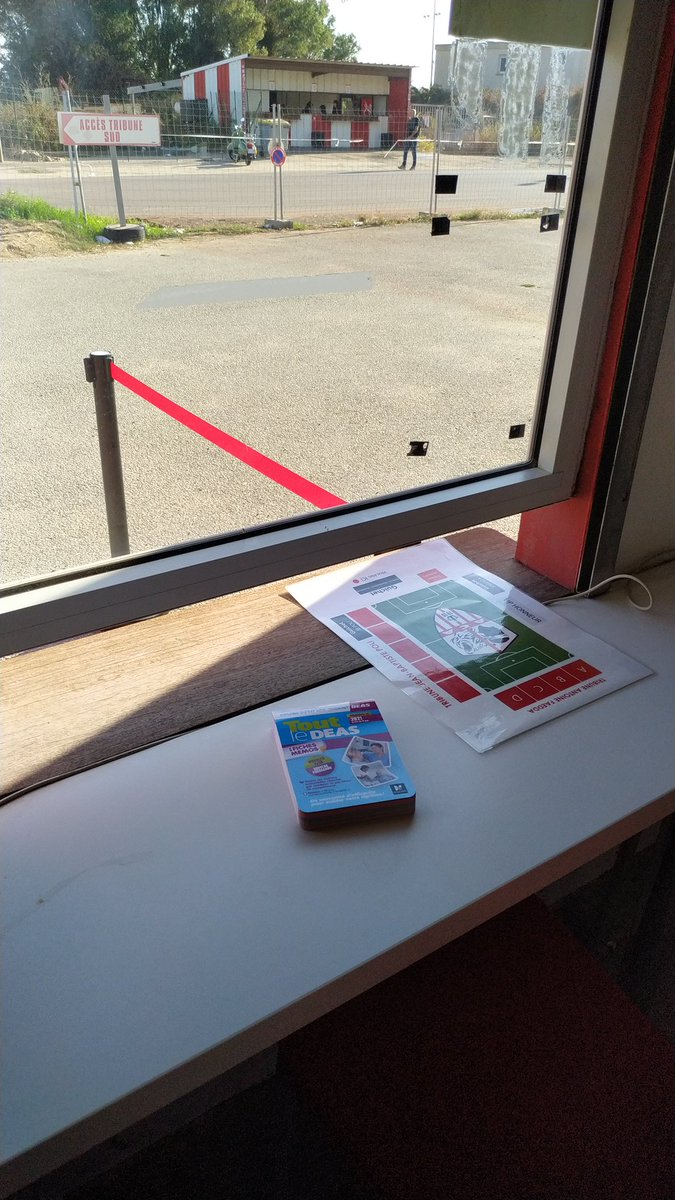 davcotron's tweet image. De 2019 à 2022, trois saisons durant lesquelles j’ai été salarié puis intérimaire pour #ACAjaccio. 

J’ai connu le Covid, la montée en L1, ai contribué à l’installation de la Honneur et proposé un projet pour le club. Triste de voir où le club en est mais peu surpris…