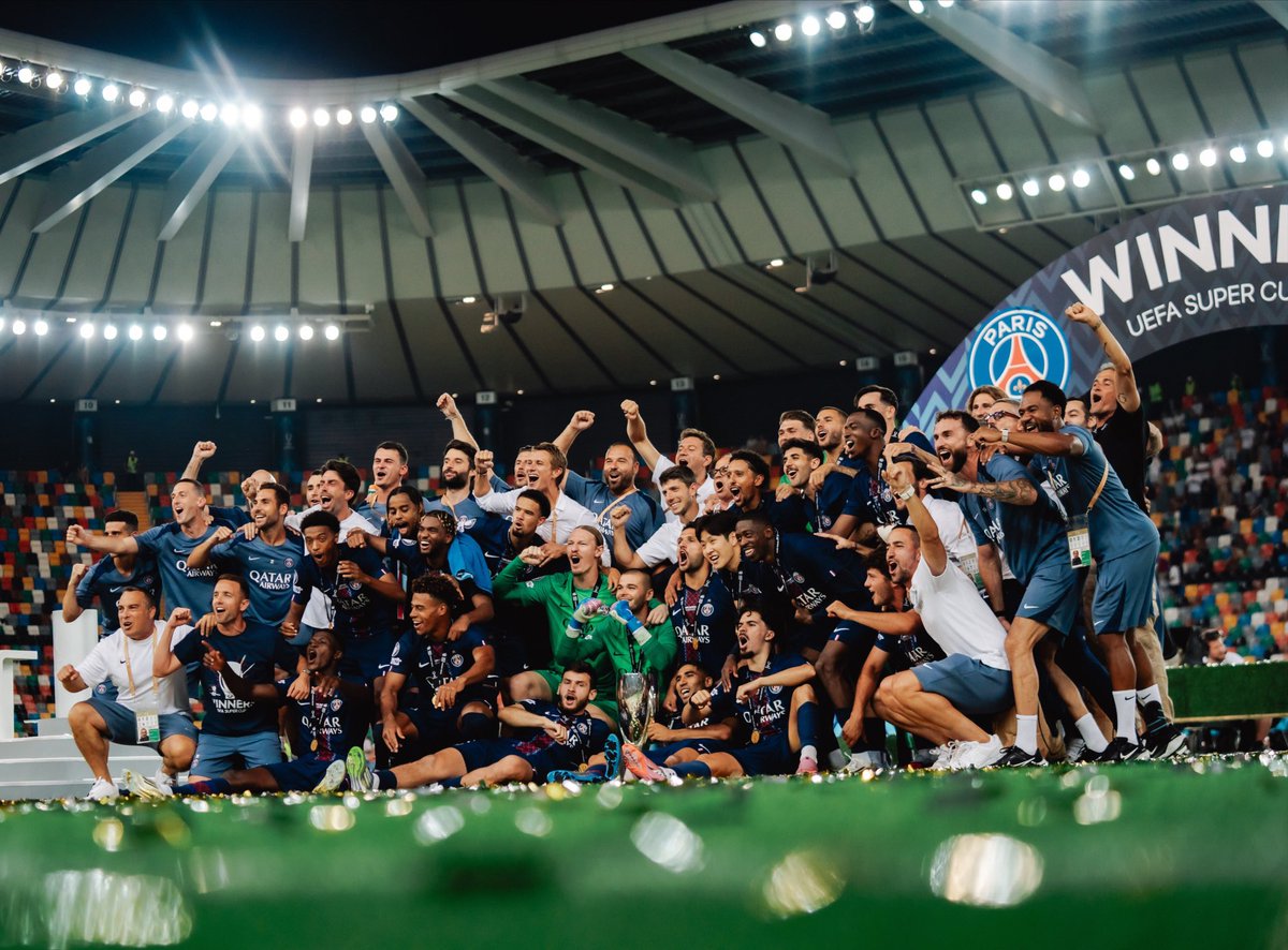 GuillemHdz's tweet photo. On recommence, de la meilleure façon! SUPERCHAMPIONS d’EUROPE 🏆@PSG_inside https://t.co/zsZ8YzzU0K