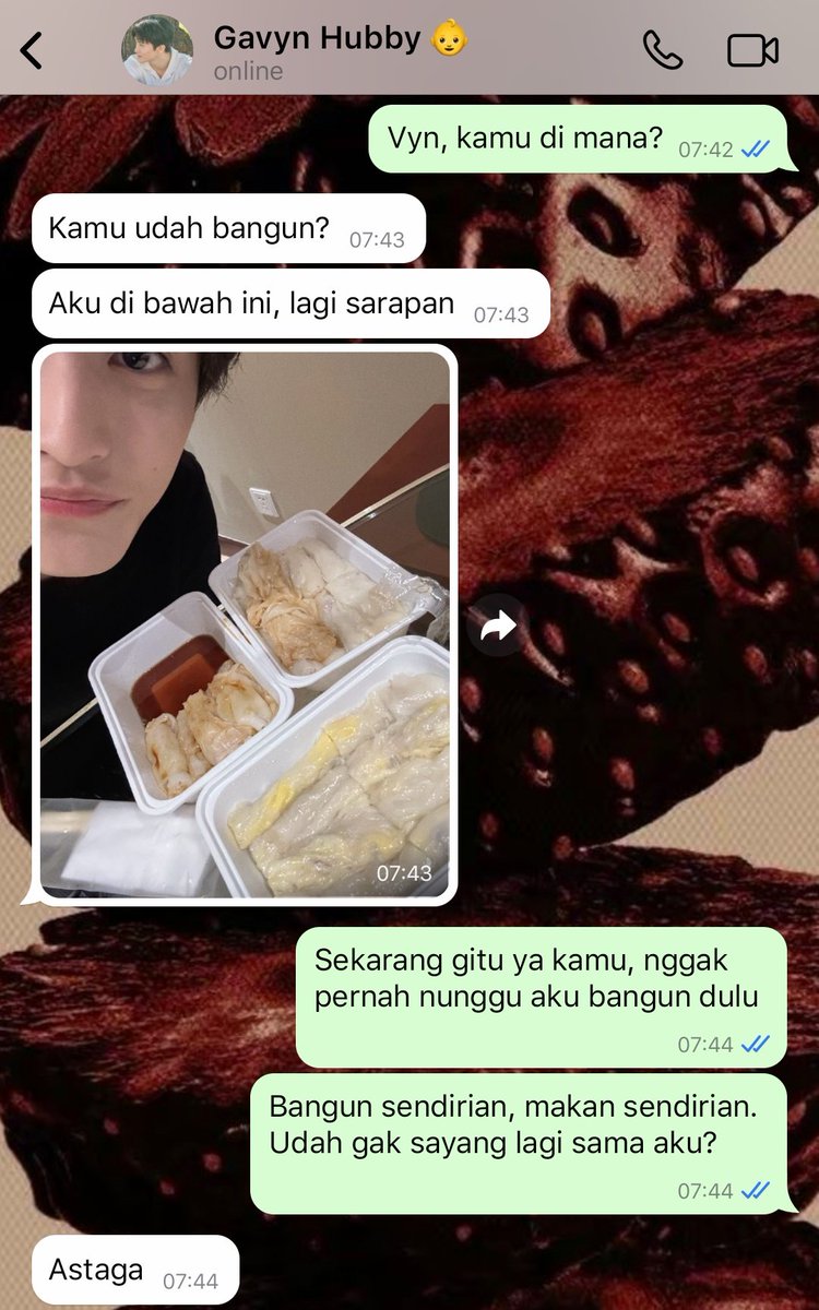 Pregnancy side effect #leolatte

mark ft giselle few tweets au