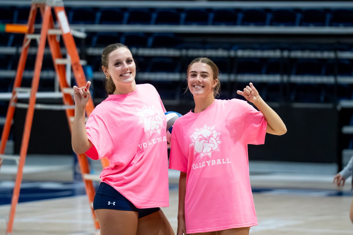 SWOSUvolleyball's tweet photo. The Champs are back 🔵🏐 https://t.co/354ngBXx9U