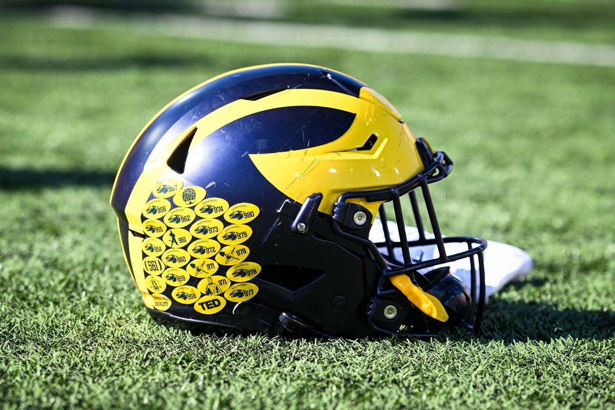 BFWshow's tweet photo. Michigan has been notified that the findings and punishments from the NCAA infractions case will be publicly released on Friday per @PeteThamel https://t.co/Plhi9kcCAN
