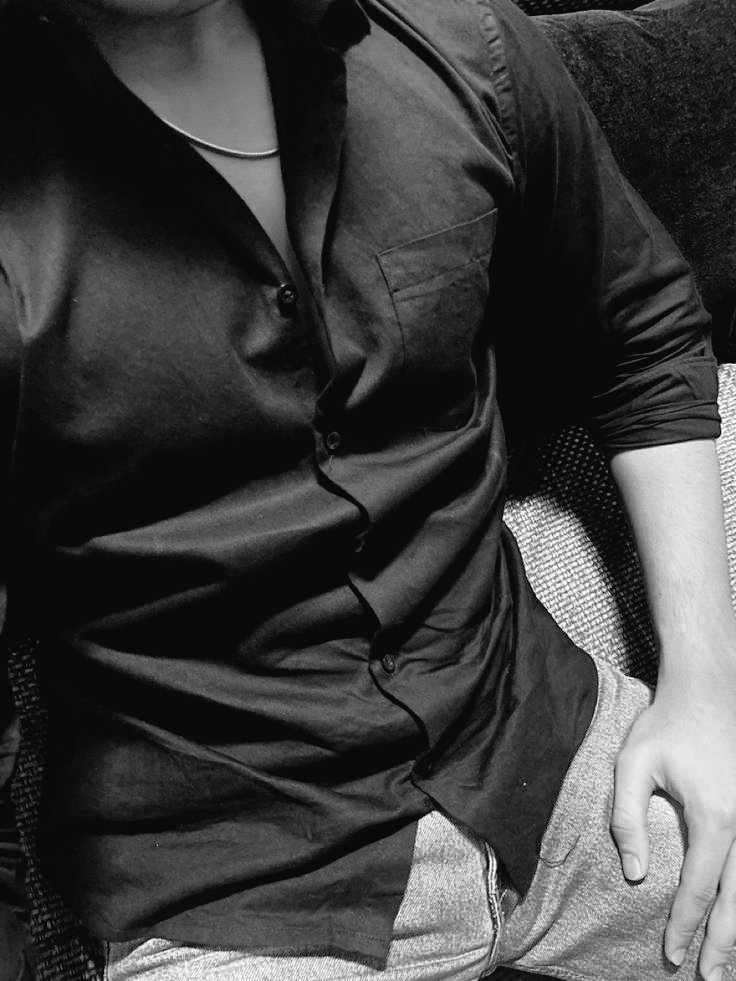 jvvditt's tweet photo. black mode https://t.co/pieNJ5ih0F
