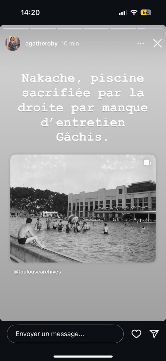 Aucune différence entre les deux photos… 
La piscine Nakache a été entretenue avec soin pour garantir un accueil optimal.

Rappel du Plan Piscines :
➡️ 30 M€ investis
➡️ Création d’un bassin nordique 
➡️ 800h de créneaux supplémentaires pour les loisirs, écoles &amp; associations