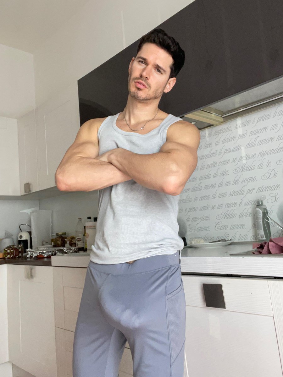 Hunk Marc tweet media