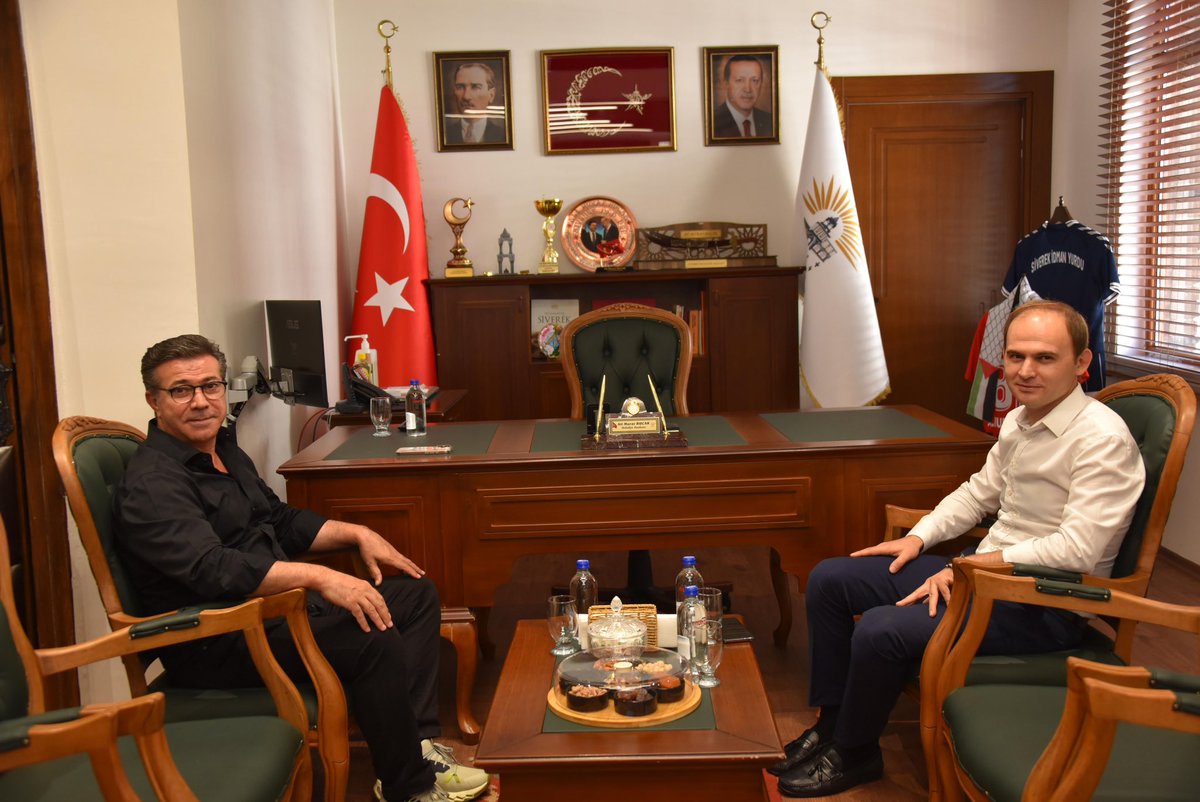 Kaymakamımız Sn. <a href="/salihsakmia/">Salih Sak</a>’ya nazik ziyaretlerinden dolayı kendilerine teşekkür ediyorum.