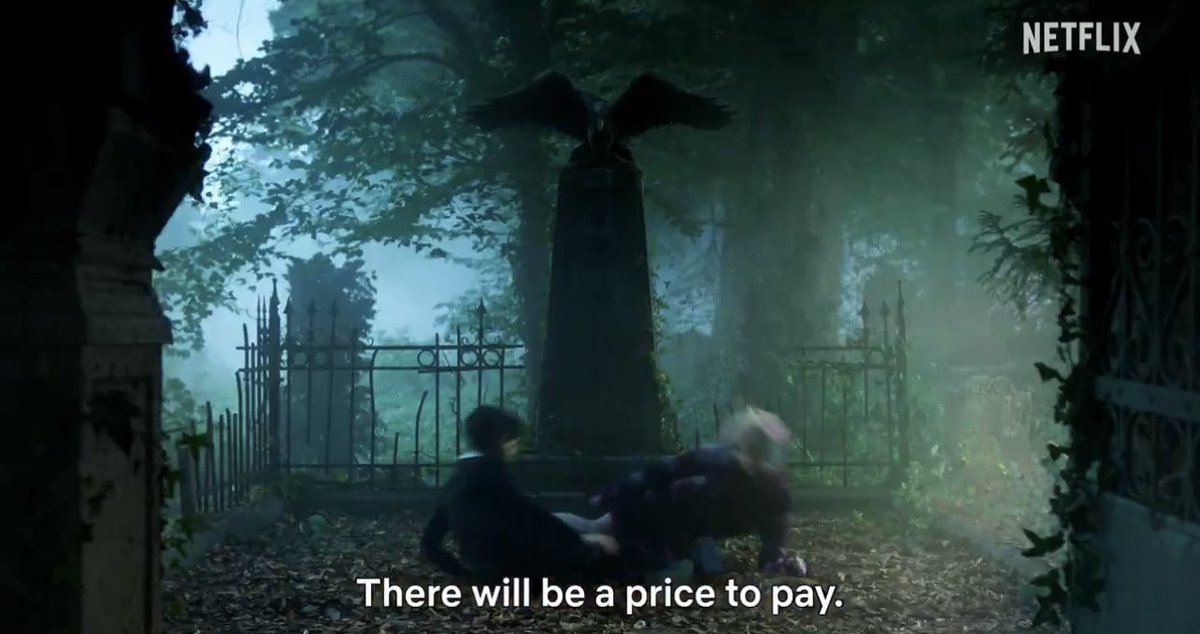 I’m sooo confused of what is happening here?!? LIKEEE WHERE THEY FIGHTING OR SOMETHING?!? Or did somehow Wednesday showed Enid her vision?!? IDK BUT SEPTEMBER NEEDS TO HURRY UP!! AND LADY GAGA TALKING IN THE BANKGROUND?!?! 
#Wednesday #Wenclair